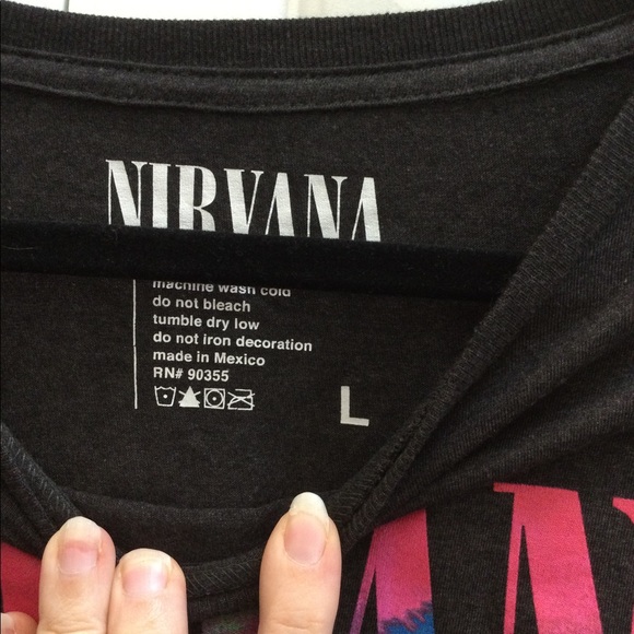 Women’s L Nirvana band tee - Picture 3 of 4
